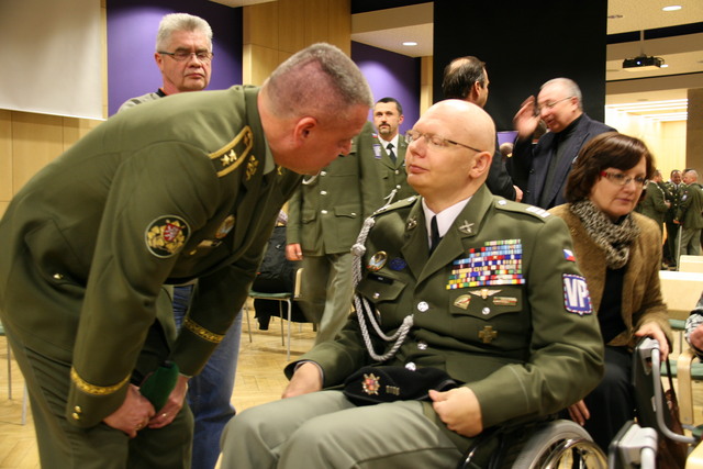 První zástupce náčelníka GŠ AČR genmjr. Miroslav Žižka s nprap. J. Schamsem