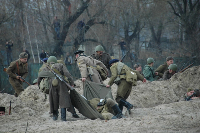 Bylo potřeba dostat raněné do zázemí