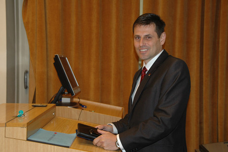 Náměstek ministra obrany pro personalistiku Michael Hrbata zahajuje odborný kurz