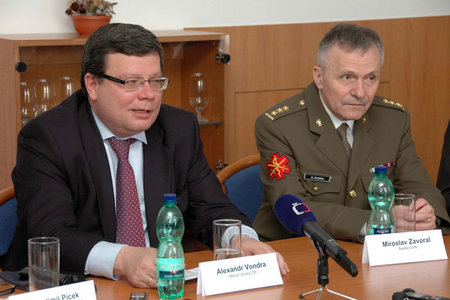 A. Vondra a M. Zavoral