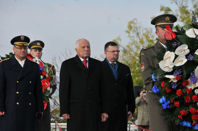 Prezident republiky Václav Klaus položením věnce uctil památku zakladatelů samostatného Československa