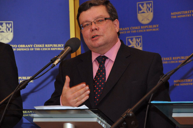Pro ministra Alexandr Vondru byla tisková konference poslední v jeho dosavadní funkci