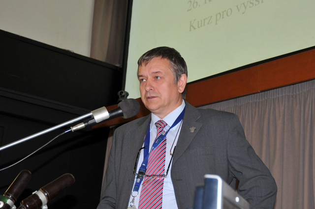 Vedoucí Katedry celoživotního vzdělávání Ing. Pavel Zůna, Ph.D., MSS.