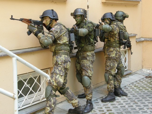 Využití kompletu Vojáka 21. století při výcviku 