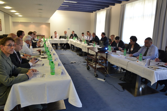 Účastníci jednání v Domě armády Praha