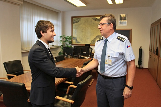 Setkání s děkanem Fakulty vojenských technologií plukovníkem Liborem Dražanem