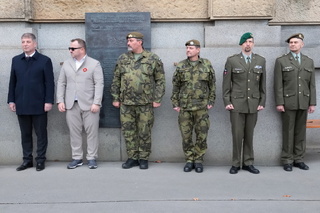 „Historie a současnost vojenského opravárenství“