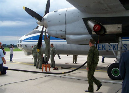 Kontrola letounu An-30 - foto 2