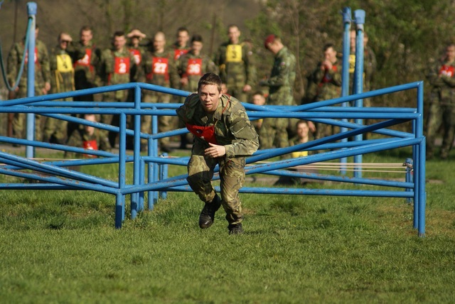 Výsadková překážková dráha