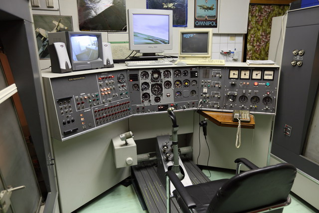 Letecký simulátor L-39