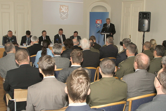  Zahájení konference ministrem obrany