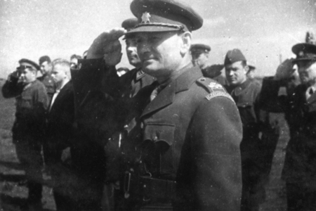 Sokolovo: Prohlédněte si fotogalerii zachycující cestu z Buzuluku až na ukrajinská bojiště