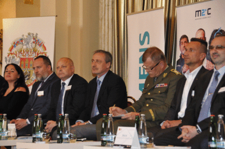 V Paláci Žofín diskutovali o bezpečnosti v Čechách