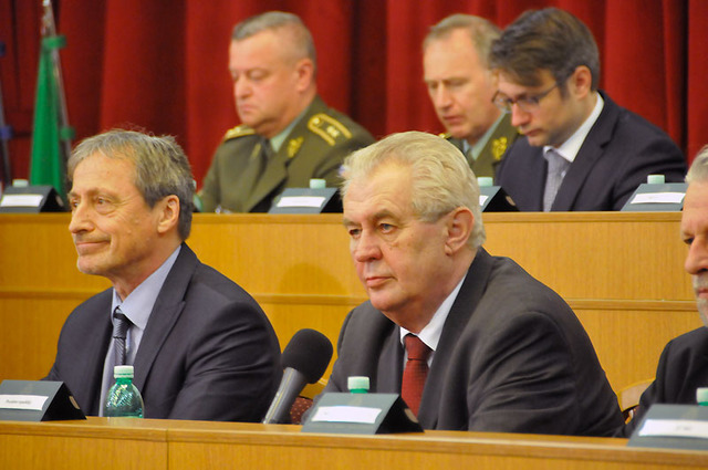 Hosty velitelského shromáždění byli prezident a vrchní velitel Ozbrojených sil ČR Miloš Zeman a ministr obrany Martin Stropnický