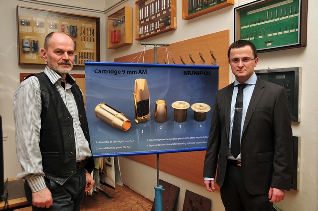 Docent Jan Komenda (vlevo) a Ing. Martin Rydlo, dva hlavní výzkumníci z týmu