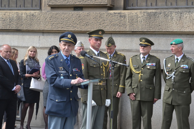 Na generála Píku vzpomínal válečný veterán plukovník Otakar Vinklář