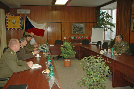 V úterý 11.1.2011 navštívil Univerzitu obrany přidělenec obrany Slovenské republiky generálmajor Ing. Milan Maxim 