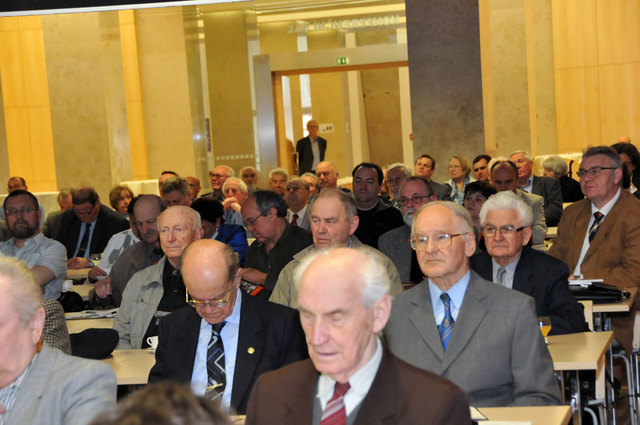 Účastníci konference zaplnili kongresový sál Domu armády Praha do posledního místa