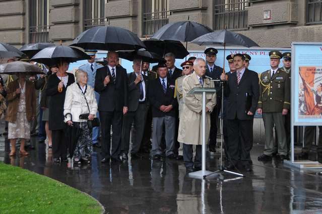 Pevný vlastenecký postoj Heliodora Píky připomněl místopředseda Konfederace politických vězňů František Šedivý