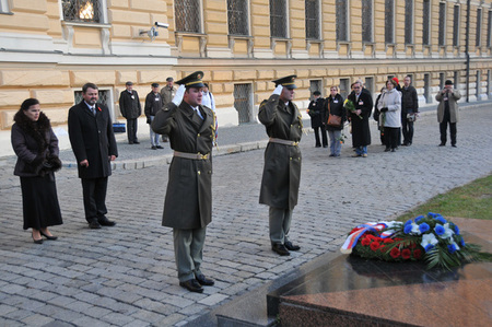 Z pietní vzpomínky na Ministerstvu obrany ČR (2)