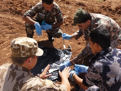 Čeští chemici cvičili jordánské kolegy v Ammánu i v České republice