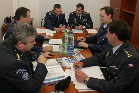 Z jednání pracovních skupin