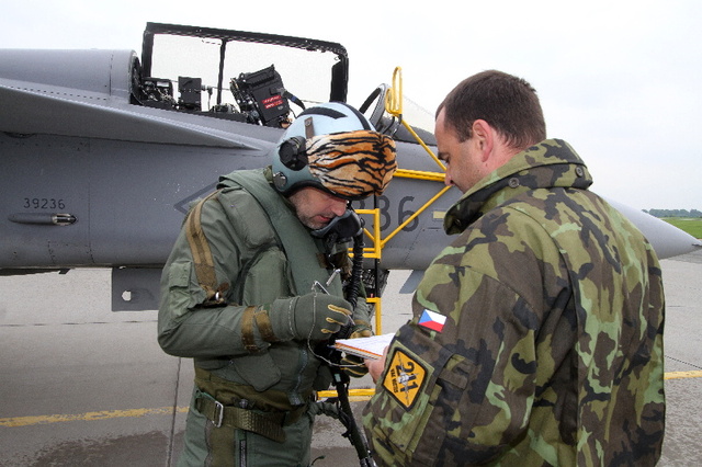  Předletová příprava JAS-39C 