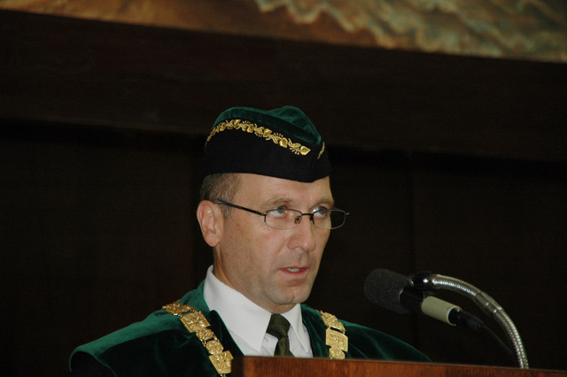  Rektor-velitel Univerzity obrany prof. Bohuslav Přikryl při projevu