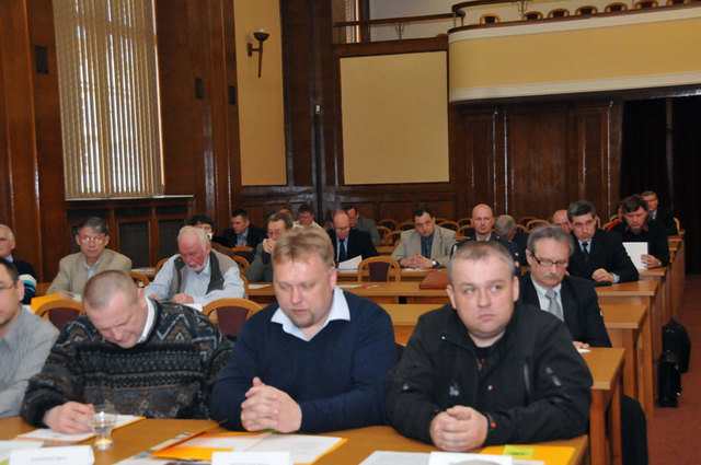 Účastníci sněmu v hlavním sále Ministerstva obrany ČR