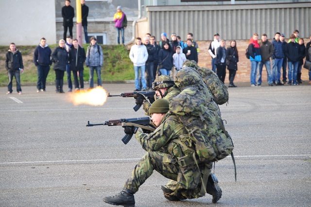 Taktická skupina Commandos během ukázky