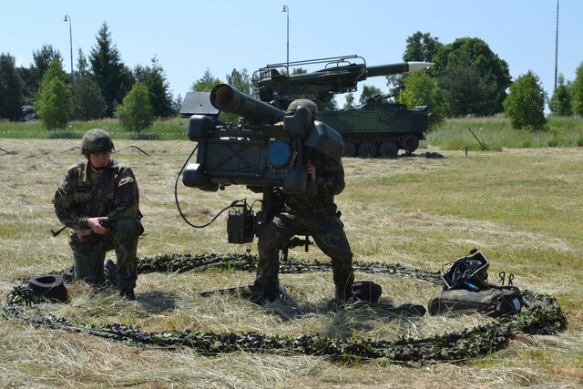 Ochranu Temelínu zajišťoval 25. protiletadlový raketový pluk ze Strakonic se svou technikou