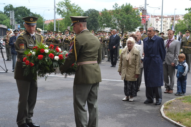 Památku generála Píky uctili zástupci Konfederace politických vězňů