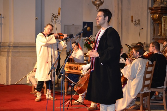 Vystoupení Vojenského uměleckého souboru Ondráš s vánočními melodiemi se stalo tradicí