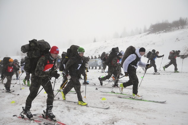 Závod byl odstartován
