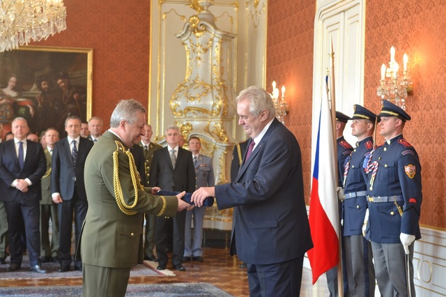 Generálmajor Jaromír Zůna - ředitel sekce podpory Ministerstva obrany