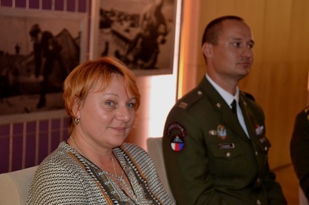 Dva vojenští autoři fotografií: podplukovnice v záloze Jana Zechmeistrová a nadrotmistr Miroslav Lopatář