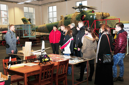 Univerzita obrany otevřela své brány uchazečům o studium