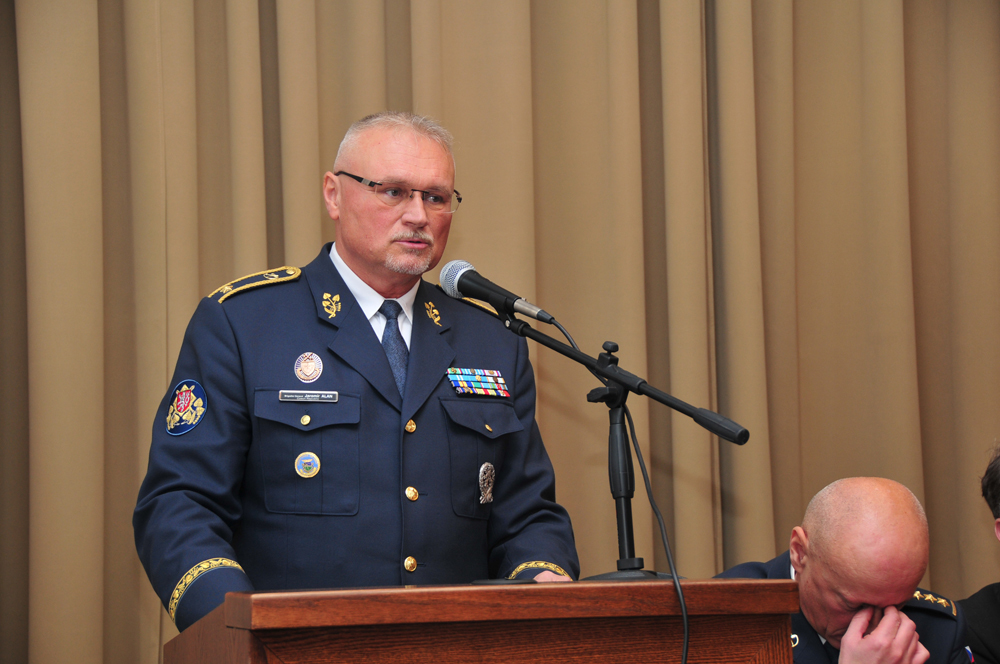  Brigádní generál Jaromír Alan během proslovu