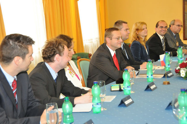 Česká delegace na jednání