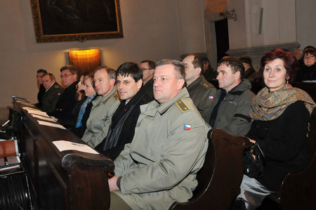 Účastníci Vánočního vinšování s Ondrášem 3