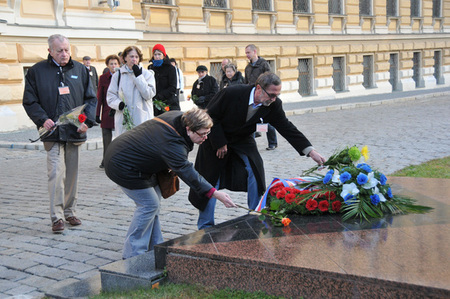 Z pietní vzpomínky na Ministerstvu obrany ČR (3)