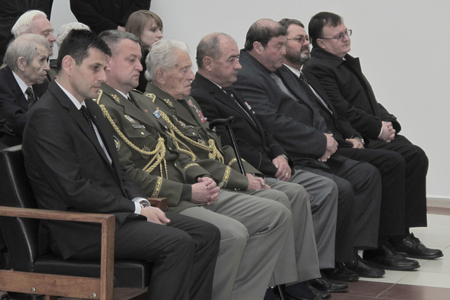 Pohřbu se účastnila řada významných hostů