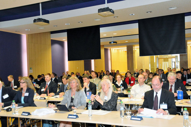 Účastníci mezinárodní konference BILC v kongresovém sále Domu armády Praha (2)