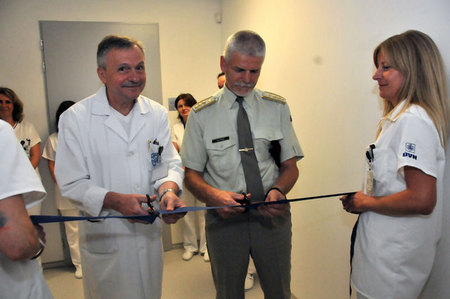 Ústřední vojenská nemocnice má vlastní mikrobiologické laboratoře