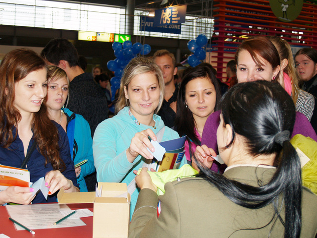 Univerzita obrany pro středoškoláky realizuje také soutěž o zajímavé ceny