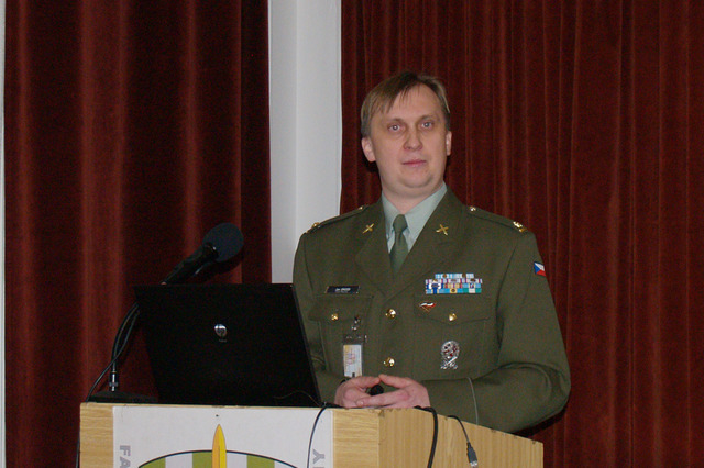 Proděkan fakulty major Jan Drozd představuje nový studijní obor