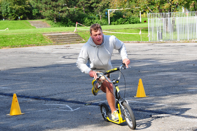 Závod na koloběžkách