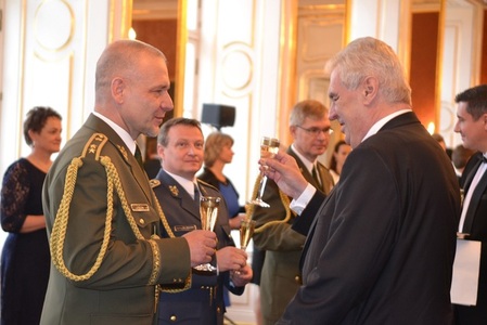 Prezident republiky jmenoval nové generály Armády České republiky