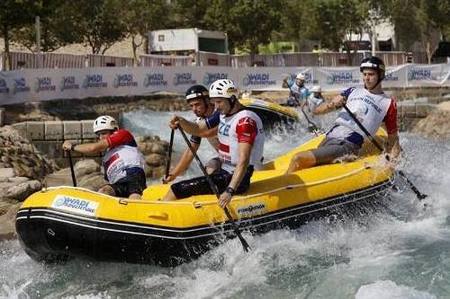 Univerzita obrany má světového šampiona v raftingu 