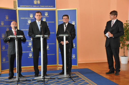 Ze setkání s médii na Ministerstvu obrany ČR  2